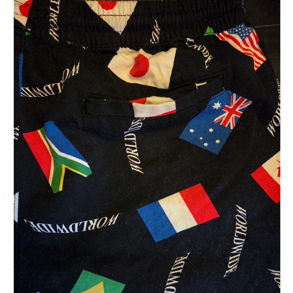 Forever 21 Mens Worldwide Flag Print Shorts Black Size Large Drawstring Casual - Picture 4 of 5